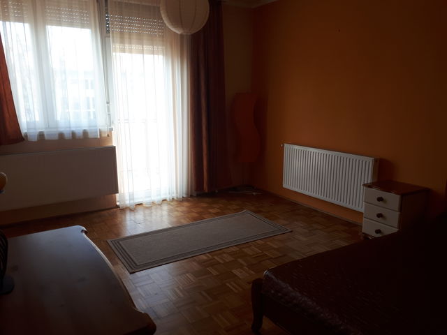 Győr, tégla lakás - 270798 fotó