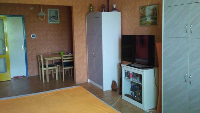 Győr, panel lakás - 275152 fotó