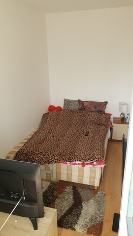 Veszprém, panel lakás - 280038 fotó